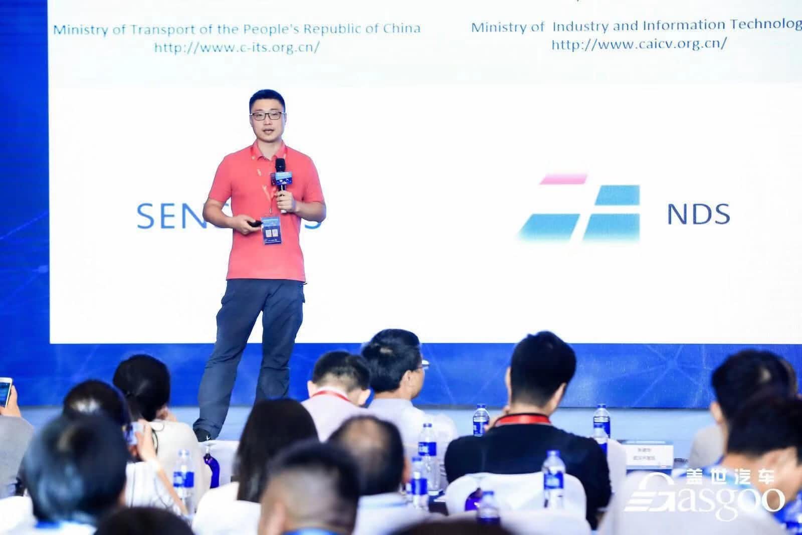 wl瓦力游戏app下载朱瀚：构建实时自动驾驶高精度地图服务